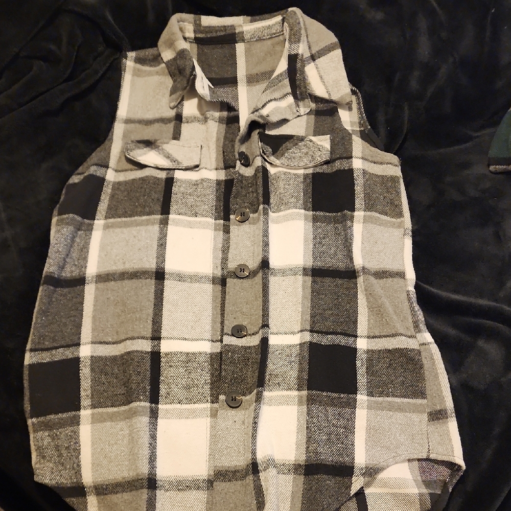 Plaid Sleeveless Button-Up Shirt